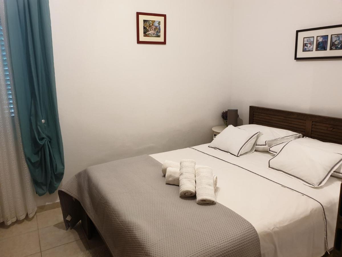 Hotel Lemon Tree Donji Seget Exterior foto